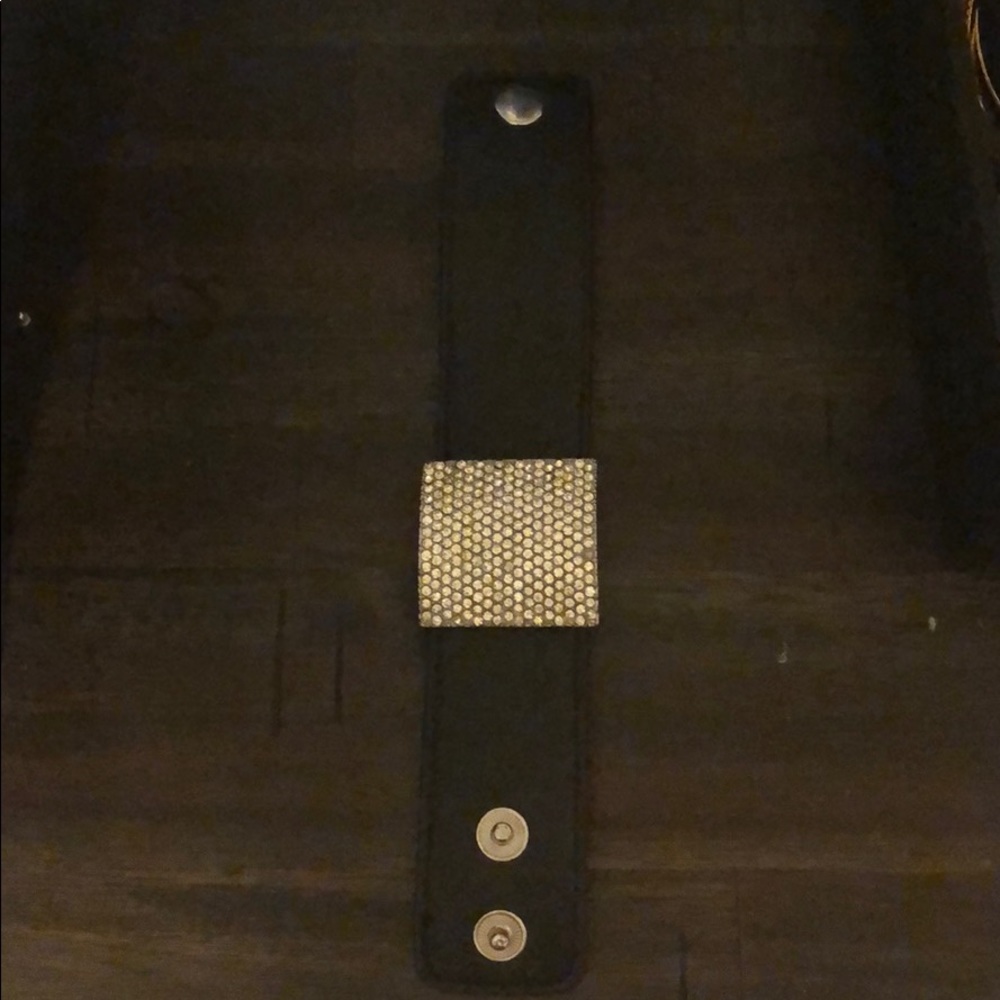 Women’s wrap studded bracelet